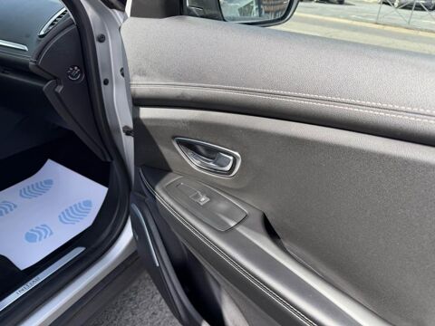 Sc&eacute;nic 1.6 Energy dCi - 160 Bva 7pl Initiale Paris gps + clim + cam 2018 occasion 19100 Brive-la-Gaillarde