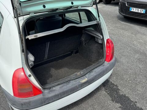 Clio 1.2l 5 portes / ideal jeune permis / embrayage, distribution 1999 occasion 30260 Orthoux-S&eacute;rignac-Quilhan