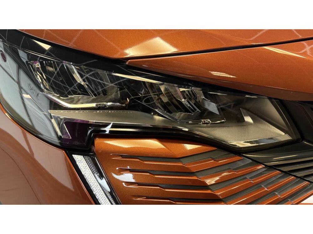 5008 BlueHDi 130 EAT8 Allure Phase 2 - 2022 - CARPLAY - CAMERA - 2022 occasion 60740 Saint-Maximin