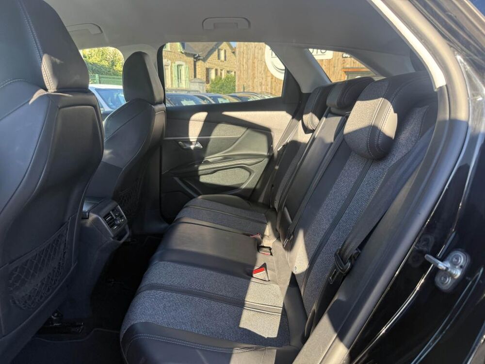 3008 1.6 BlueHDi - 120 Allure GPS + RADAR AR + CLIM 2017 occasion 19100 Brive-la-Gaillarde