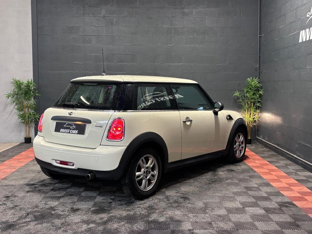 One 1.6i 75CH R56 LCI FINITION - GARANTIE 6 MOIS MINIMUM 2013 occasion 33700 M&eacute;rignac
