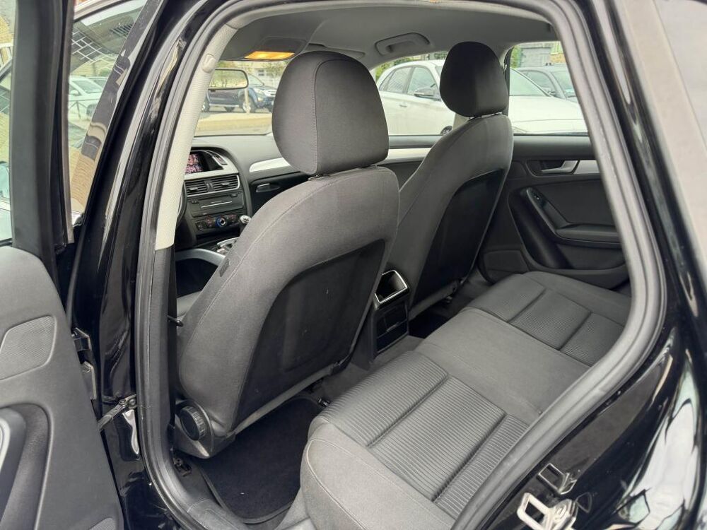 A4 2.0 TDI DPF - 136 S&S Business line gps + clim + radar AR 2011 occasion 19100 Brive-la-Gaillarde