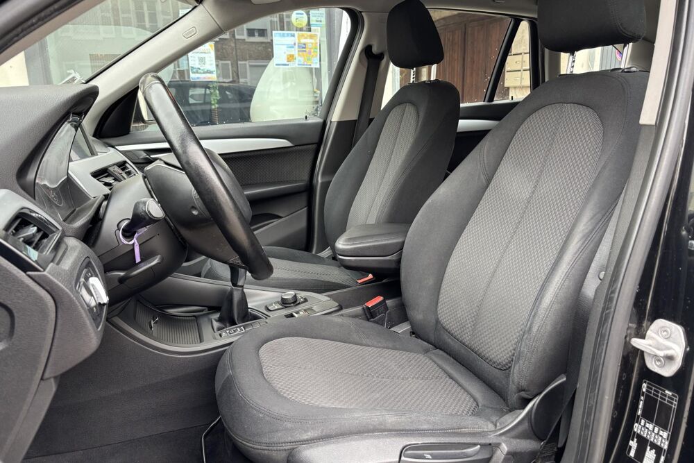X1 BMW sDrive 18i Lounge F48 136ch - Moteur 78 000 km - Si&egrave;ges 2015 occasion 78760 Jouars-Pontchartrain