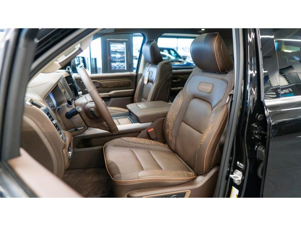 RAM 1500 CREW LONGHORN BOX HAYON MULTI 2025 2025 occasion 91830 Le Coudray-Montceaux