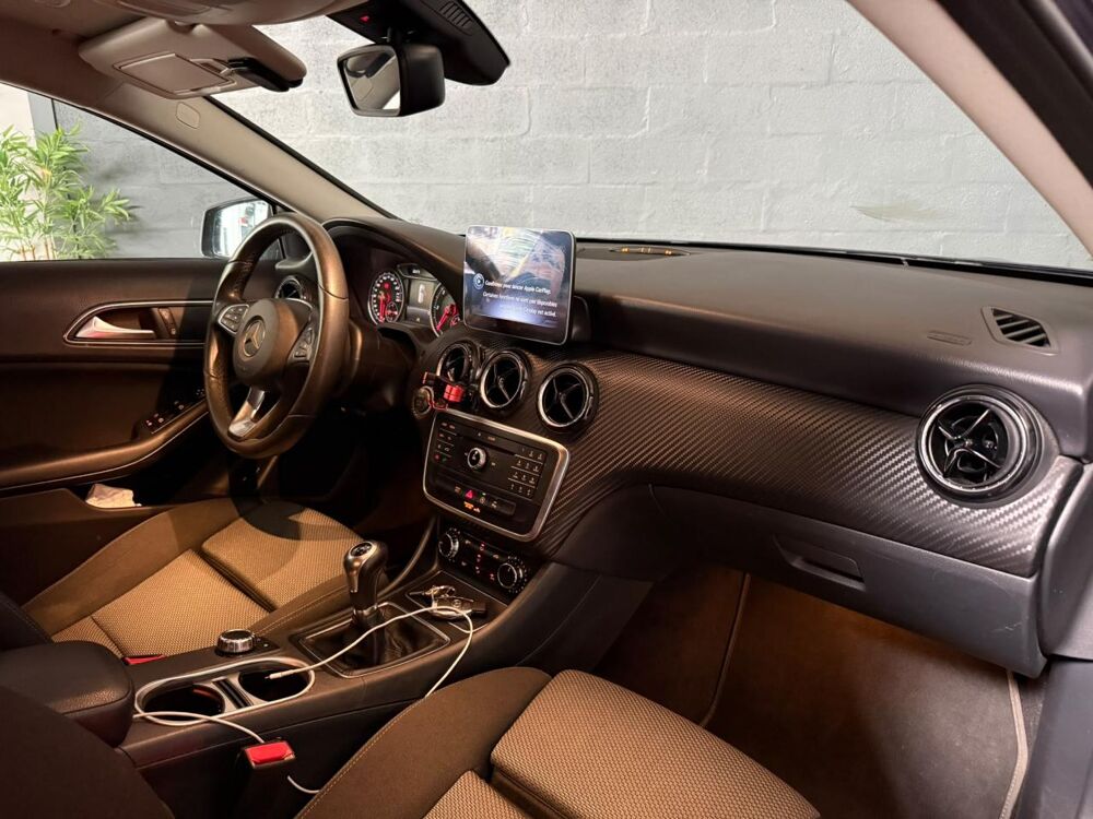 Classe GLA 200d BM X156 Sensation - GARANTIE 6 MOIS 2017 occasion 33700 M&eacute;rignac