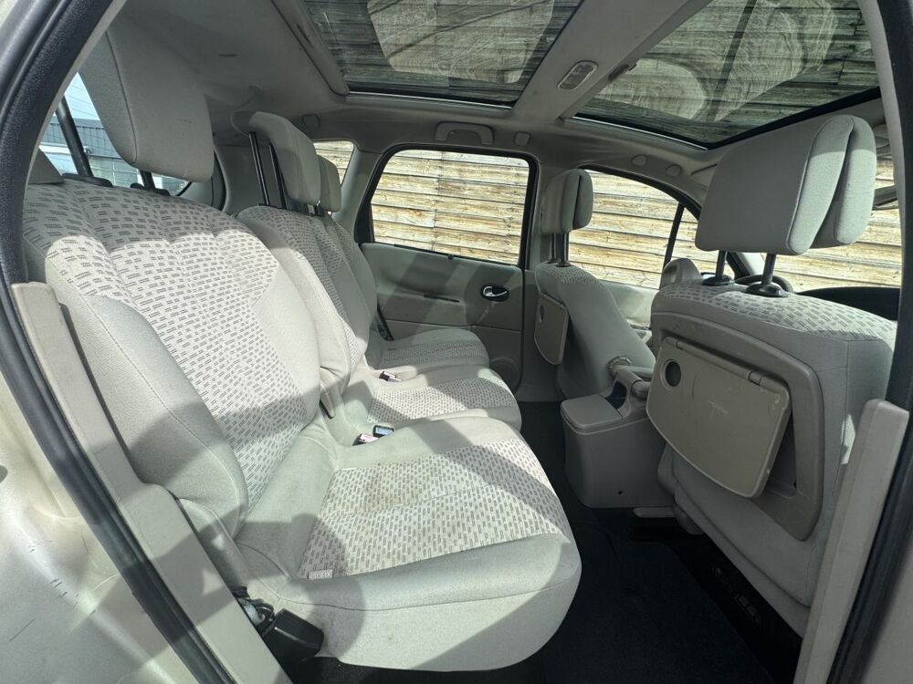Sc&eacute;nic 1.5 dCi - 105 Euro 4 II MONOSPACE Confort Expression PHASE 2006 occasion 19100 Brive-la-Gaillarde