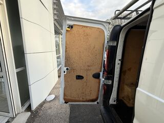 Trafic L1H1 1000 Kg 2.0 dCi - 120 Fourgon Grand Confort L1H1 - TVA 2021 occasion 19100 Brive-la-Gaillarde