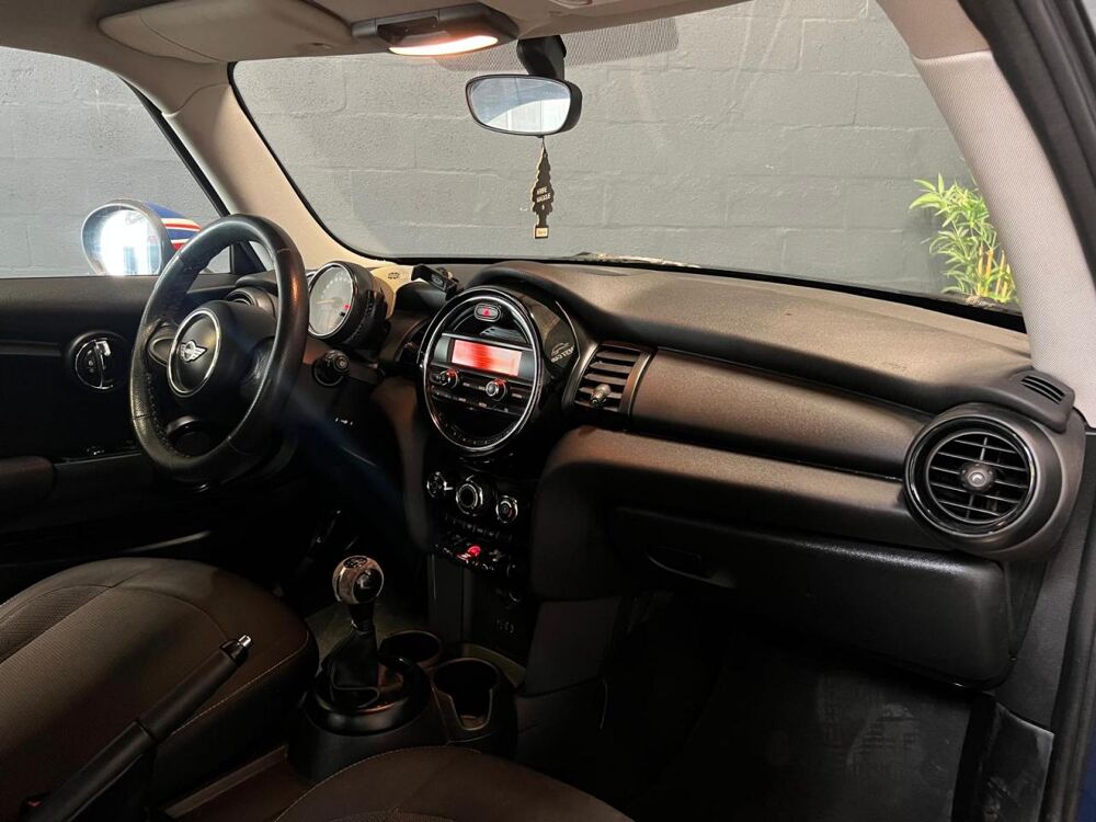Cooper D 1.5 D - 95 CH F56 COUPE FINITION One D 2014 occasion 33700 M&eacute;rignac