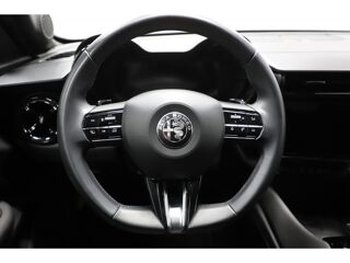 Junior 1.2 Ibrida 136 Premium eDCT6 2025 occasion 06550 La Roquette-sur-Siagne
