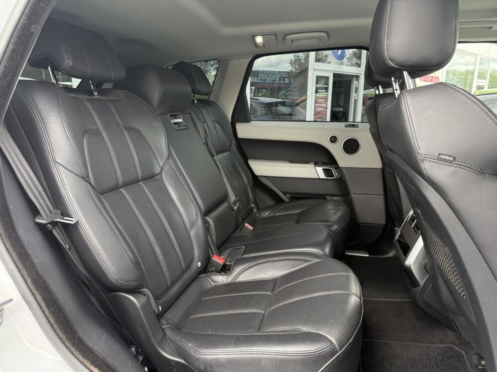 Range Rover 3.0 V6 HSE DYNAMIC - ATTELAGE - VIDANGE BVA - DISTRIBUTION 2015 occasion 49070 Beaucouz&eacute;