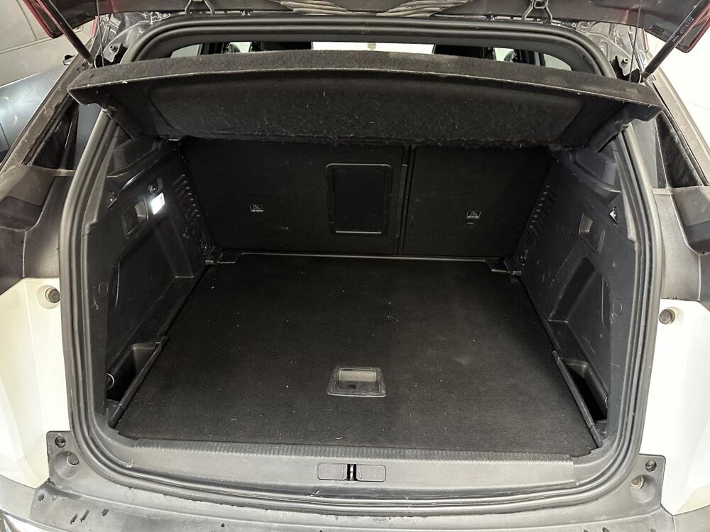 3008 PEUGEOT GENERATION-II 1.5 BLUEHDI 130 GT LINE START-STOP occasion 02000 Laon