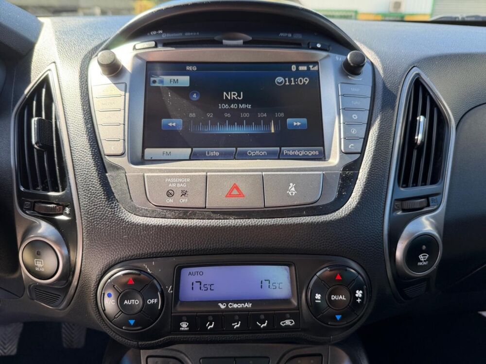 iX35 1.7 CRDI - 115 Blue Drive SIEGES CHAUFFANTS CAM&Eacute;RA PHASE 2 2014 occasion 13400 Aubagne