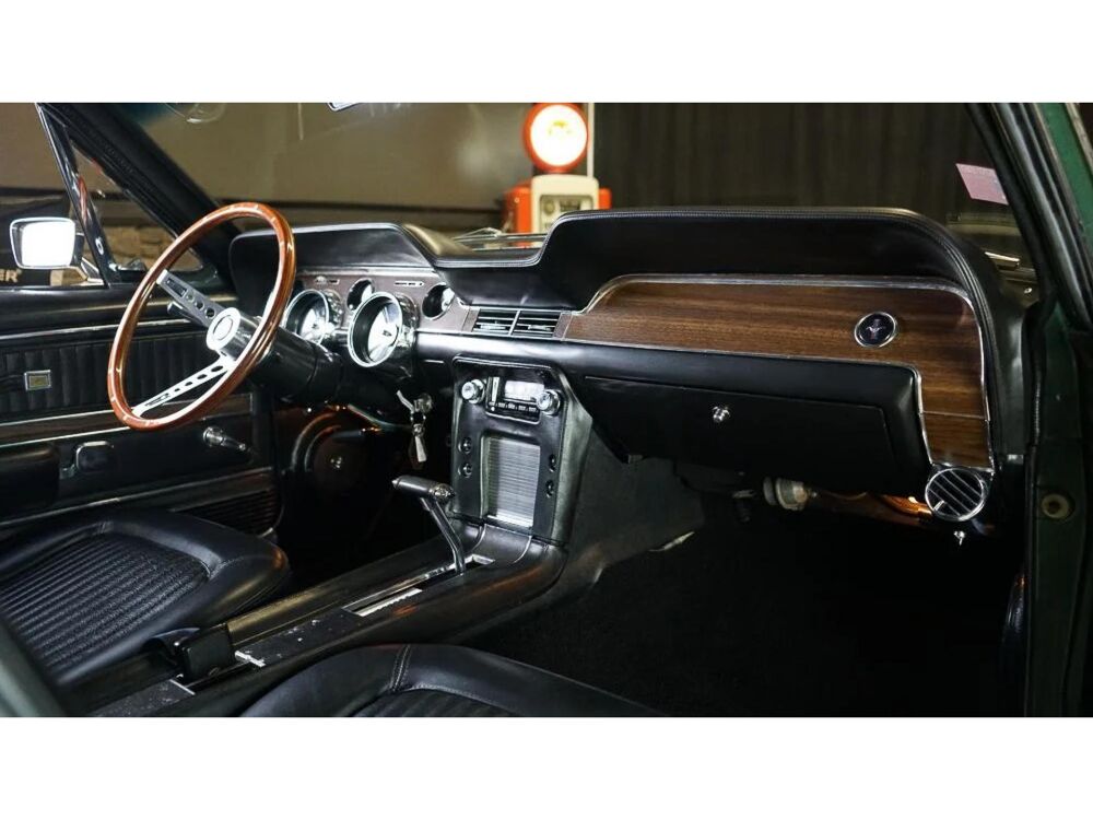 Mustang FASTBACK verte Bullit d\'origine 1968 occasion 91830 Le Coudray-Montceaux