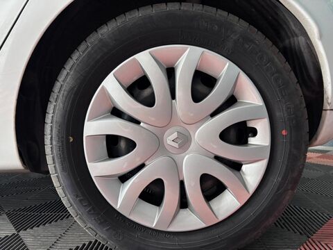 Clio 1.2i - 75 CH - FINITION Life - GARANTIE 6 MOIS MINIMUM 2018 occasion 33700 M&eacute;rignac