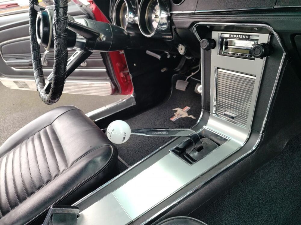 Mustang 390 GT FASTBACK 1967 occasion 91830 Le Coudray-Montceaux