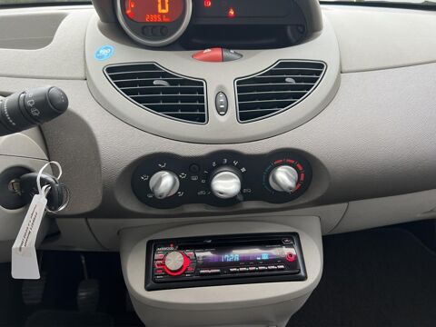 Twingo 1.2i 16V LEV - 75 II BERLINE Authentique PHASE 1 2009 occasion 06250 Mougins