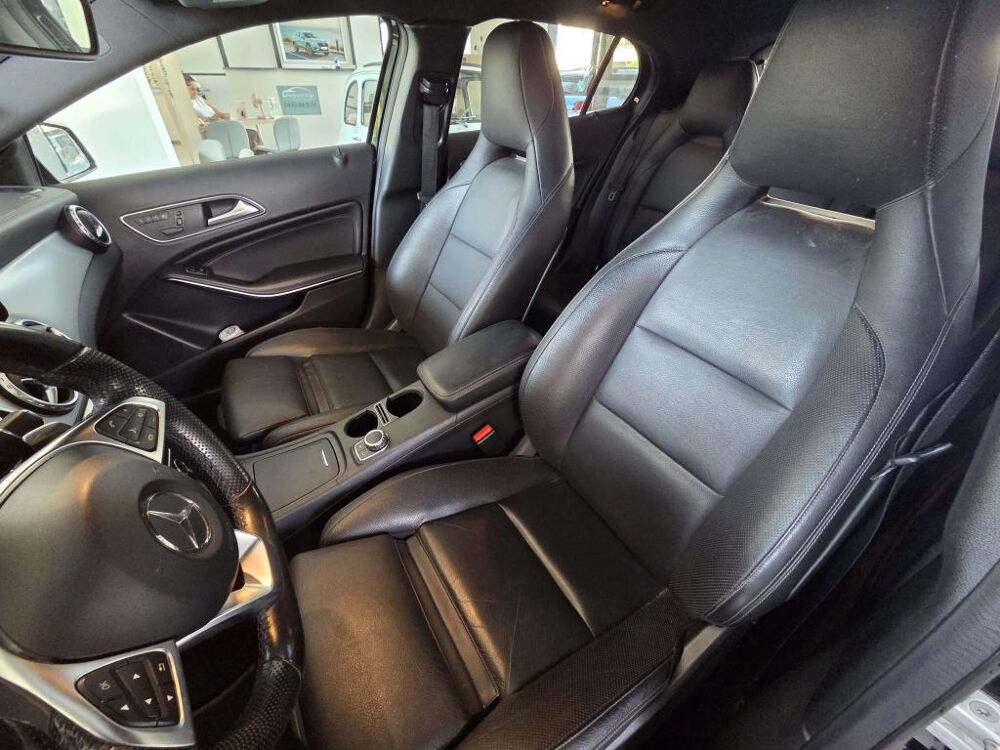 Classe GLA 200 d - BV 7G-DCT - Fascination 4-Matic 2016 occasion 38400 Saint-Martin-d'H&egrave;res