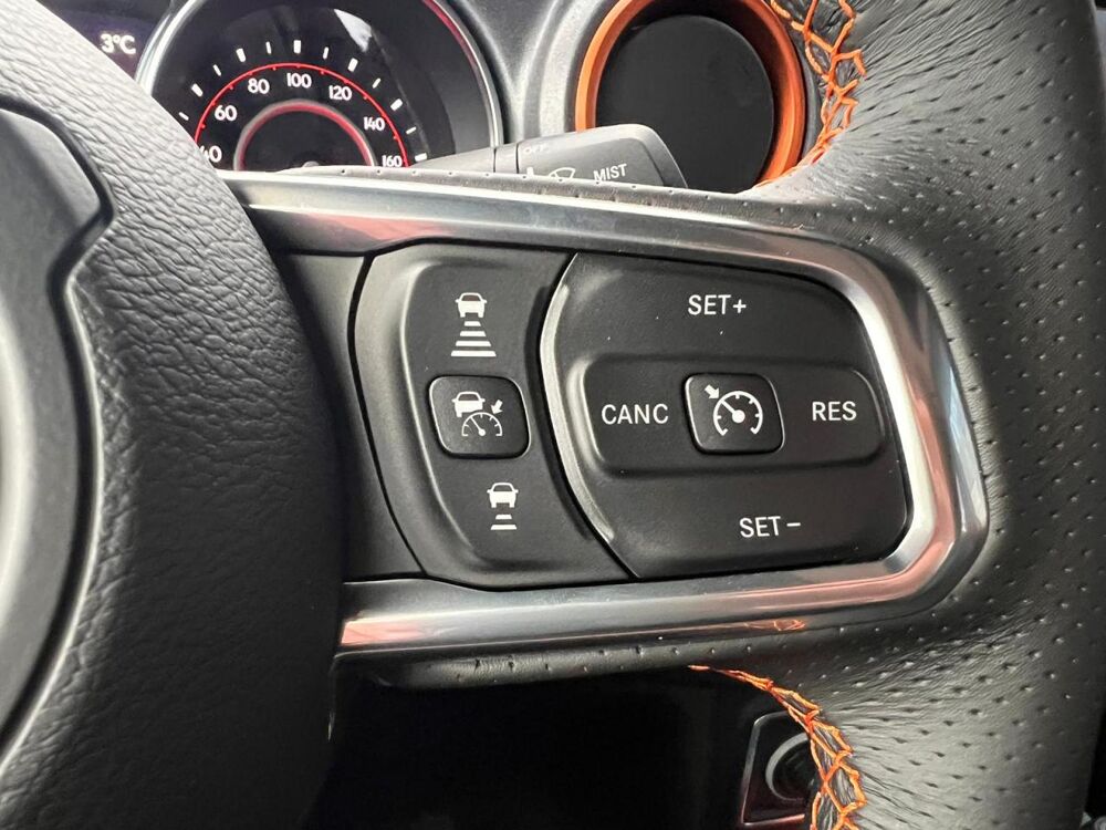 Divers Crew cab MOJAVE V6 3.6L Pentastar VVT 2021 occasion 91830 Le Coudray-Montceaux