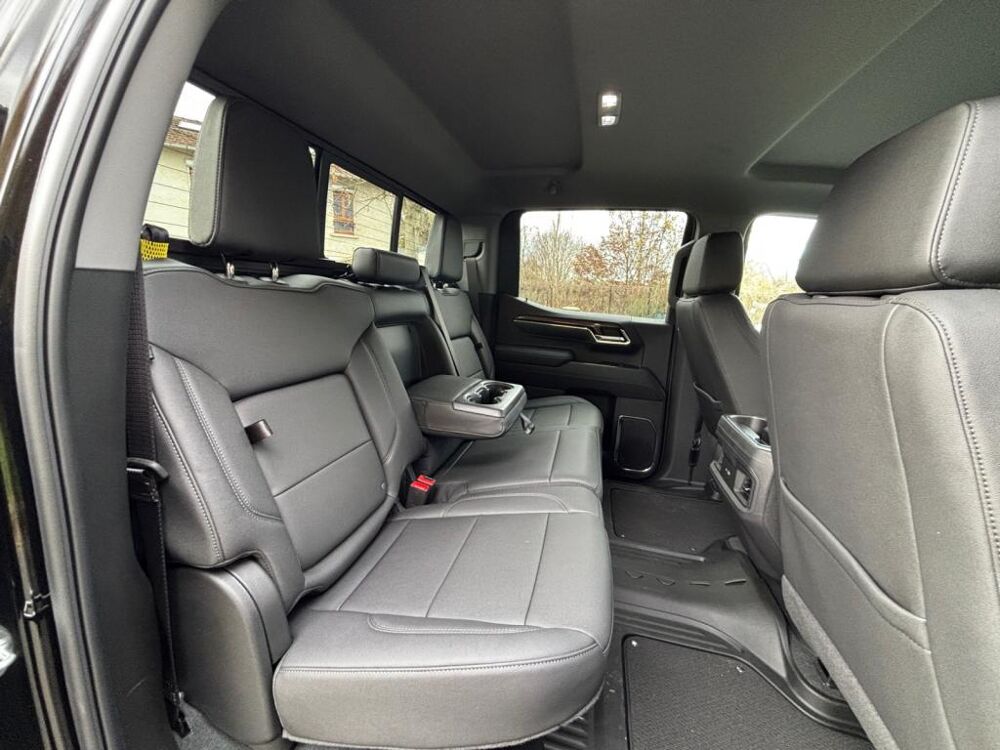 Divers Chevrolet V8 LT Trail Boss 4WD 2026 occasion 78780 MAURECOURT
