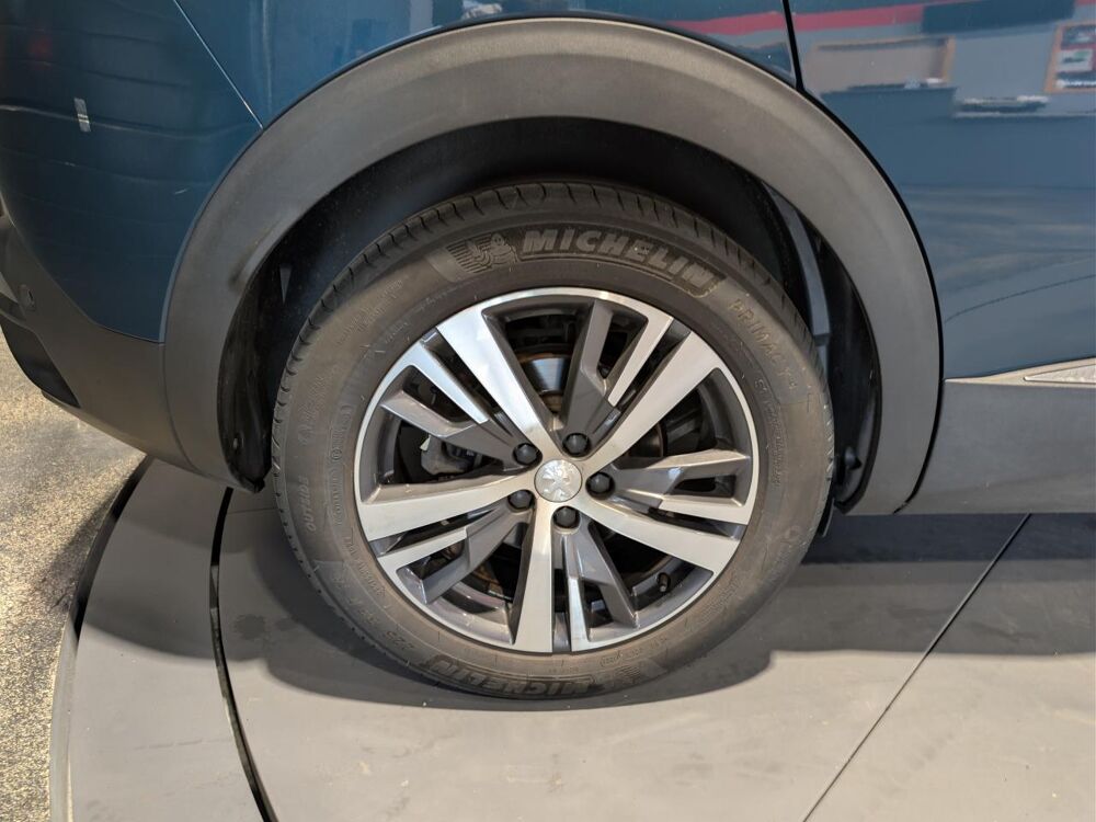 3008 Hybrid 225 ch e-EAT8 Allure - SIEGE CHAUFFANTS - CAM - CARPL 2022 occasion 25300 Pontarlier