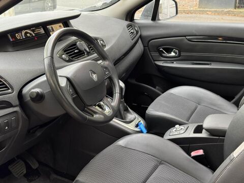 Sc&eacute;nic Grand 1.5 dCi FAP - 110 - BV EDC - 7pl GRAND III MONOSPACE 2013 occasion 77185 Lognes
