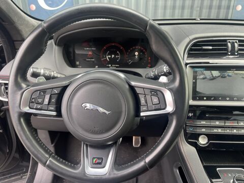 F-PACE 3.0 D V6 - 300 CH - BVA - AWD - 2017 - Garantie 12 mois 2017 occasion 33130 B&egrave;gles