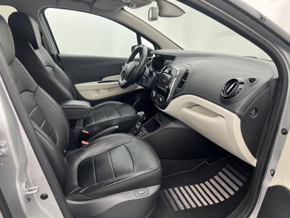 Captur 1.3 Energy TCe - 150 CH - BV EDC 6 - Initiale Paris - Garant 2019 occasion 33130 B&egrave;gles