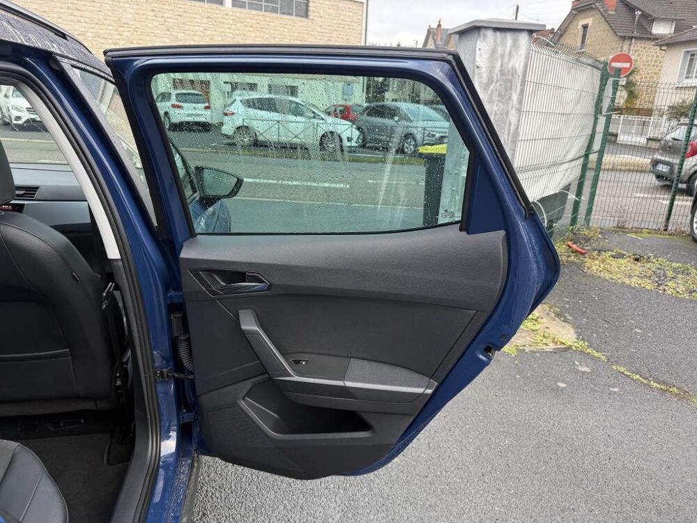 Arona 1.6 TDI - 95 S&S Urban gps + Clim + camera AR + radar AR 2019 occasion 19100 Brive-la-Gaillarde