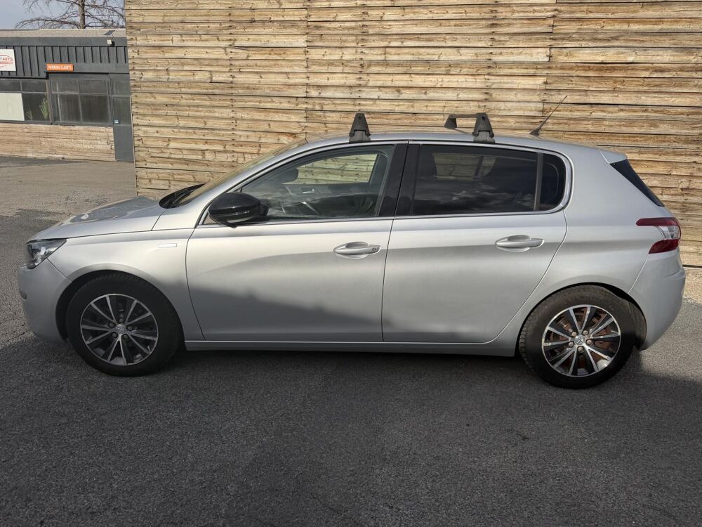 308 1.2i PureTech 12V S&S - 130 II 2013 BERLINE Sensation PHASE 2014 occasion 19100 Brive-la-Gaillarde