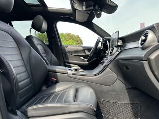 Classe GLC 220D BVA 9G-TRONIC 4-MATIC ENTRETIEN A JOUR - GARANTIE 12 MO 2019 occasion 33450 Montussan