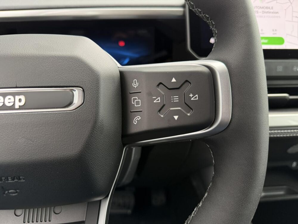 Compass NV Hybrid 145 e-DSC6 Altitude avec Packs Confort et Tech 2026 occasion 35300 Foug&egrave;res