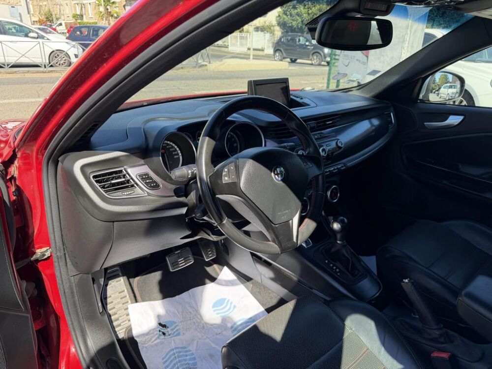 Giulietta 1.4 TB MultiAir - 170 S&S Bva Exclusive gps + clim + radar A 2012 occasion 19100 Brive-la-Gaillarde