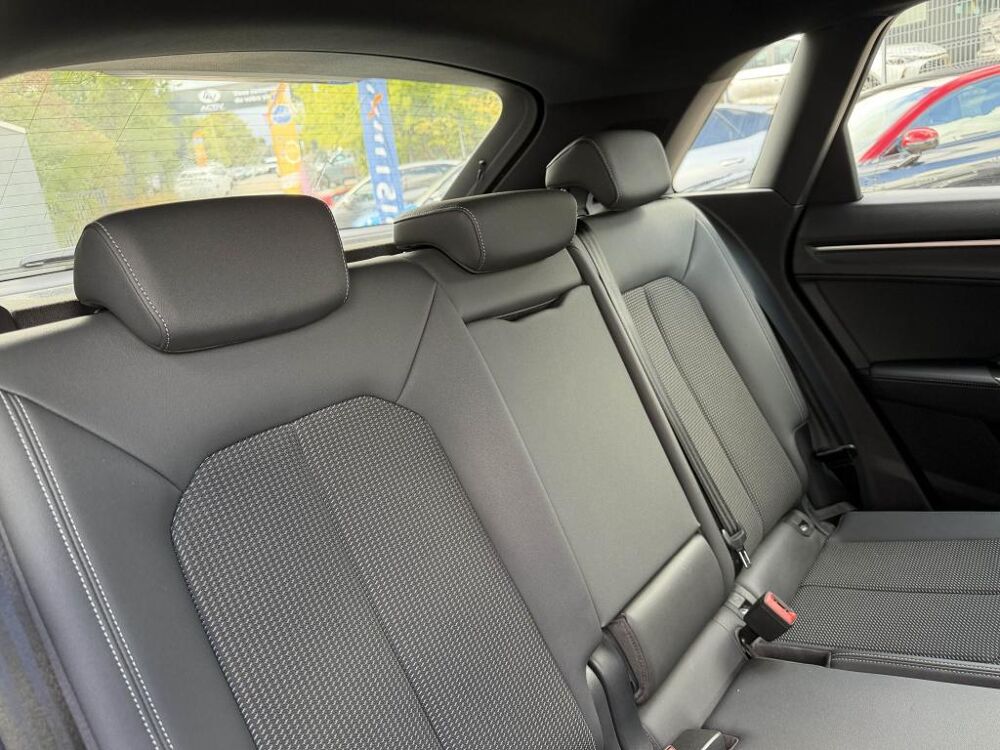 Q3 45 tfsi e 245 s line s tronic 6 2022 occasion 57525 Talange