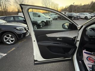 3008 1.5 BlueHDi S&S - 130 - BV EAT8 GT GPS + CARPLAY + CAMERA A 2022 occasion 19100 Brive-la-Gaillarde