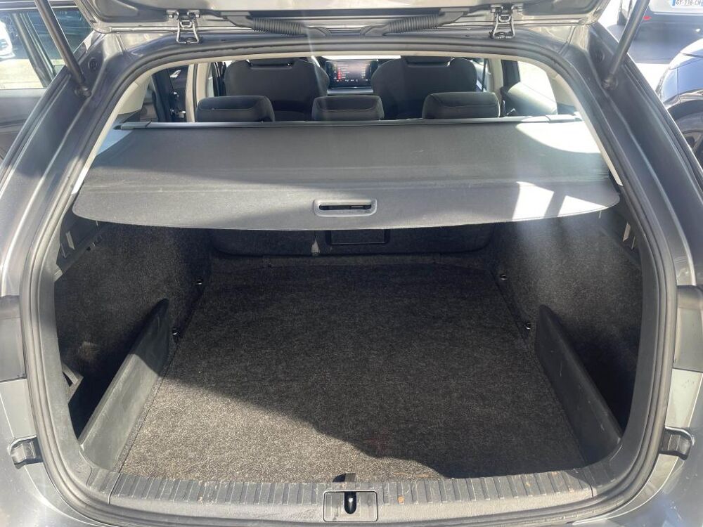 Octavia OCTAVIA IV COMBI BUSINESS 2.0 TDI 150ch DSG 2023 occasion 44700 Orvault