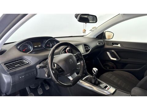 308 SW 2.0 BlueHDi - 150 ch BREAK Allure / CAMERA DE RECUL / SU 2015 occasion 17600 Saujon