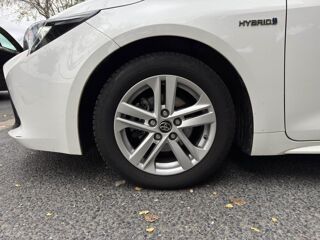 Corolla Hybride 122h - BV CVT 2020 - BERLINE Design 2020 occasion 77185 Lognes