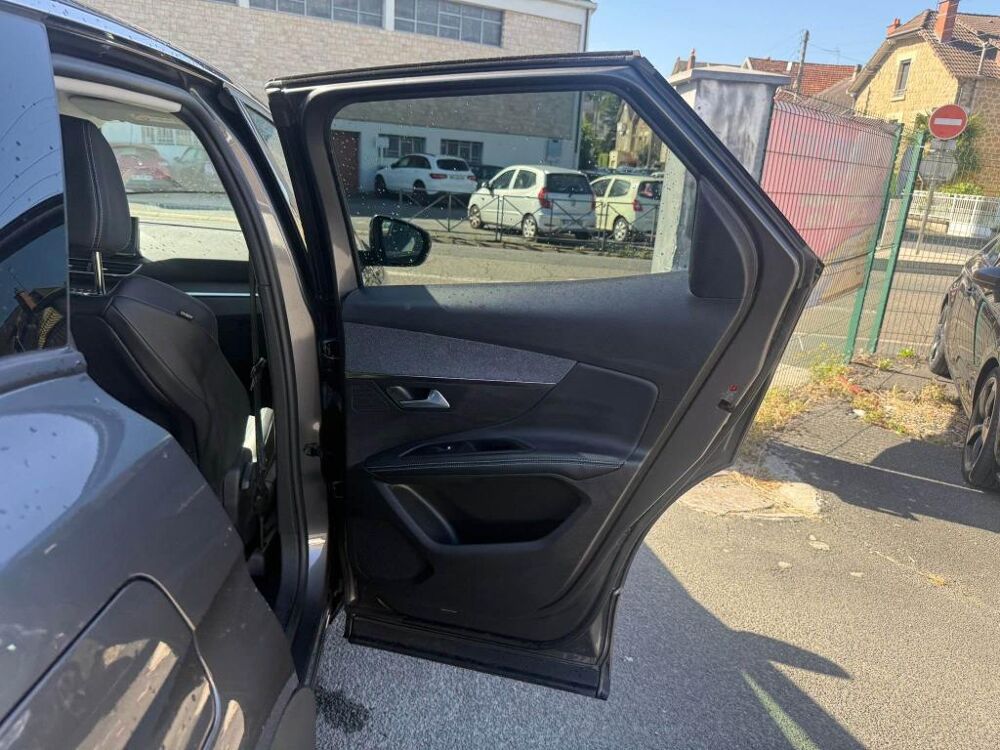 3008 Hybrid - 225 Bva Allure Pack gps + clim + radar AR 2021 occasion 19100 Brive-la-Gaillarde