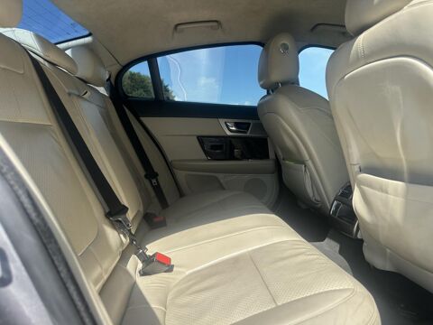 XF 3.0 D V6 S BVA Portfolio PHASE 2 RHD 2012 occasion 33450 Montussan