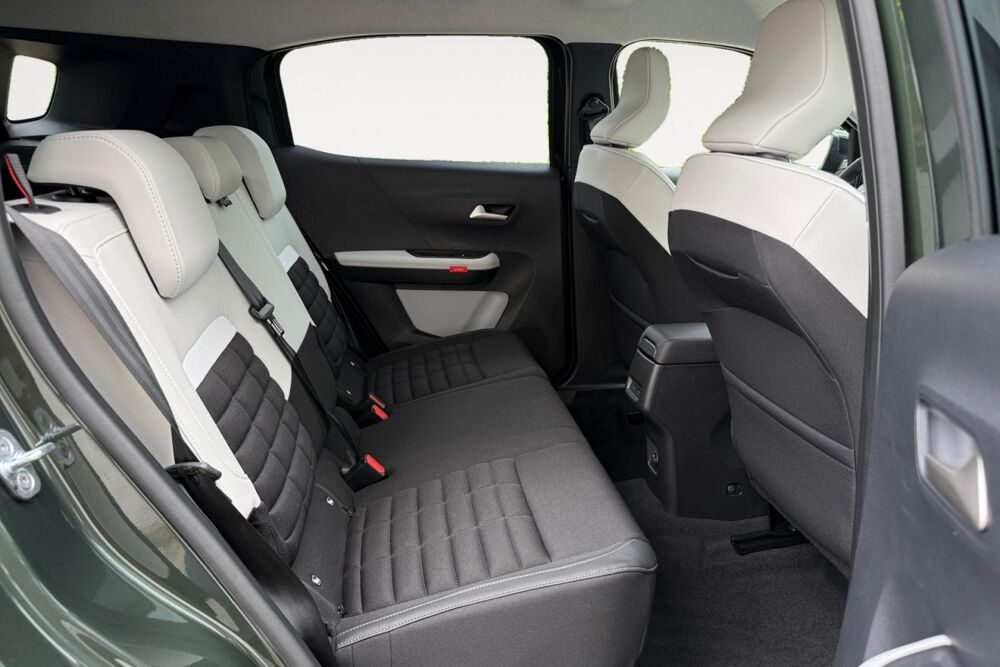 C3 Aircross 1.2 HYBRIDE 145 MAX E-DCS6 7PL 2026 occasion 38550 Clonas-sur-Var&egrave;ze