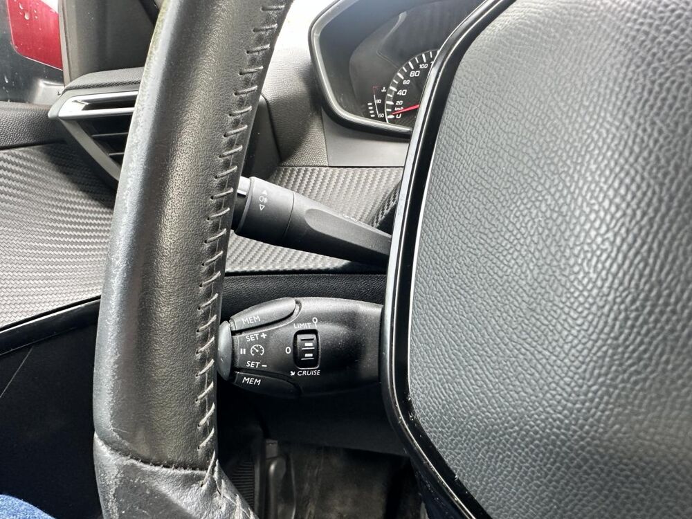 208 1.5 BlueHDi 100ch Active - CARPLAY - SUIVI COMPLET 2021 occasion 13760 Saint-Cannat