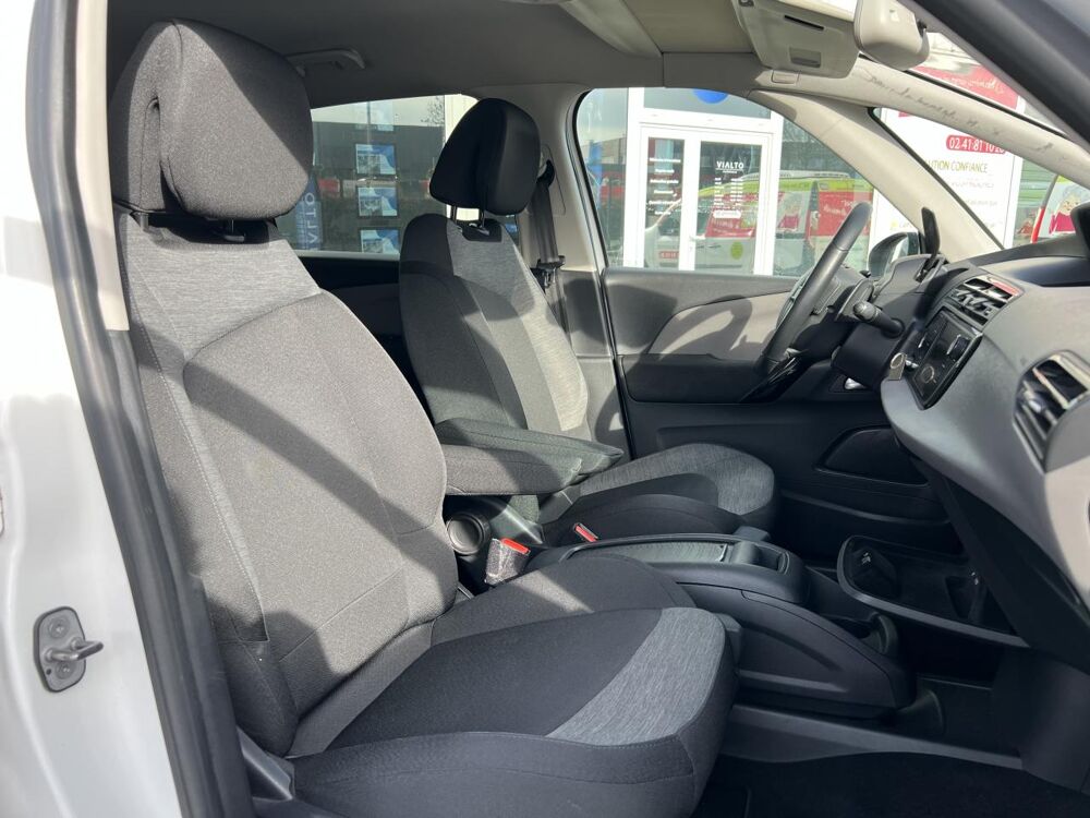 C4 Spacetourer 2.0 BlueHDi - BVA - 160cv - DISTRIBUTION NEUVE - SUIVI CITRO 2018 occasion 49070 Beaucouz&eacute;