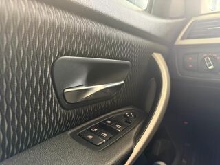 S&eacute;rie 4 420i Gran Coup&eacute; Lounge - BVA 2017 occasion 38400 Saint-Martin-d'H&egrave;res