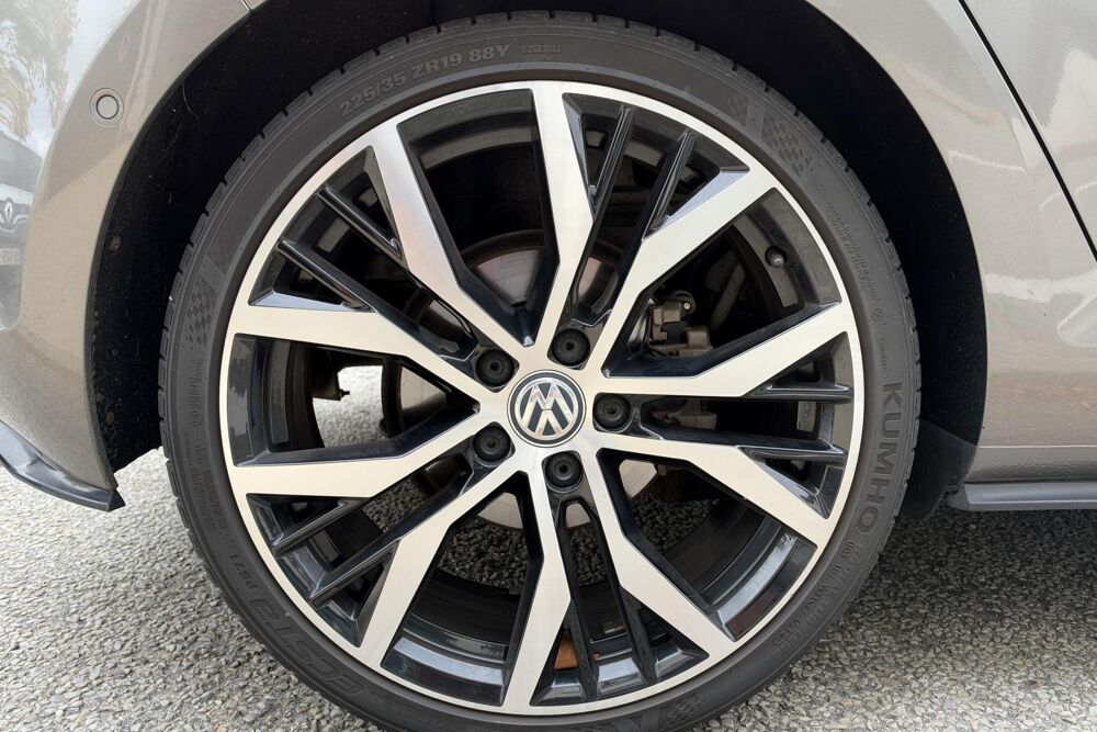 Golf 7 GTD 2.0 TDI 184 CH DSG6-CUIR-CARPLAY-GPS-X&Eacute;NON-SI&Egrave;GES CHAU 2014 occasion 78760 Jouars-Pontchartrain