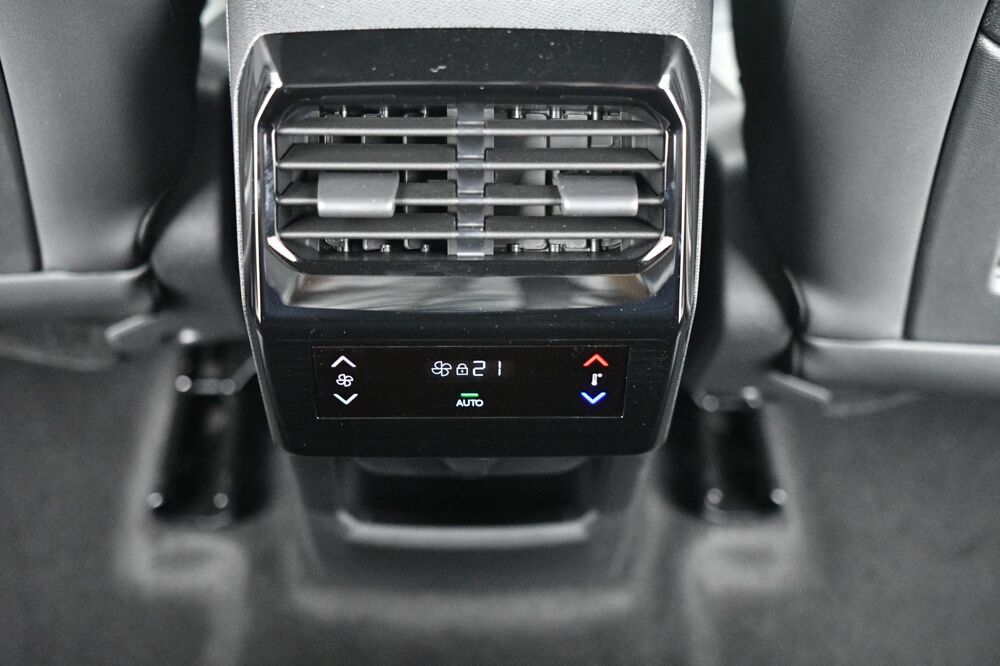 5008 Hybrid 136 e-DCS6 GT +VISIO 360 2025 occasion 17500 Jonzac