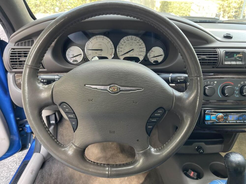 Sebring Cabriolet 2.0i 2006 CABRIOLET LX 2006 occasion 77185 Lognes