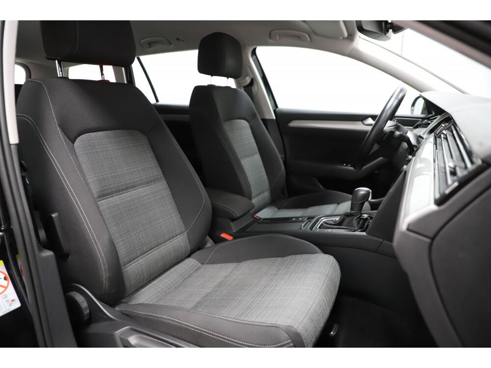 Passat 2.0 TDI Evo 150 Business DSG 7 PHASE 2 2021 occasion 06550 La Roquette-sur-Siagne