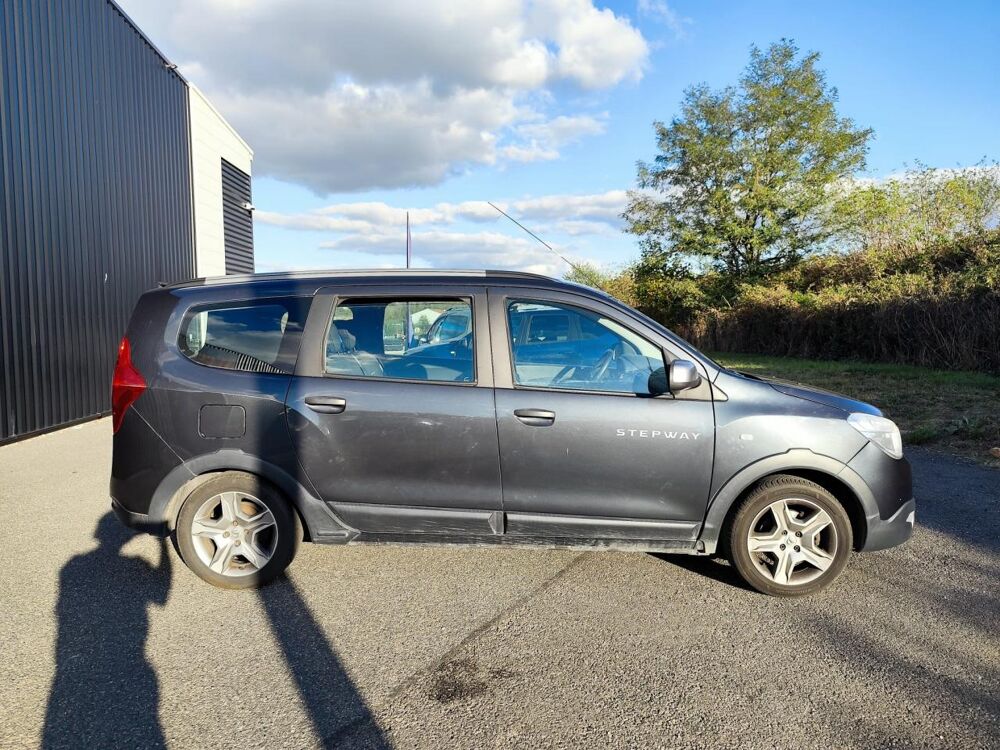Lodgy STEPWAY 1.2 TCE 115 2017 occasion 42170 Saint-Just-Saint-Rambert