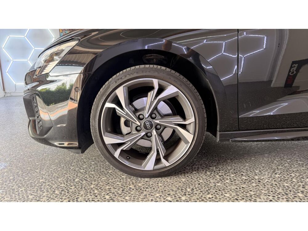 A3 1.5 35 TFSI - 150 CH S-Tronic 7 S-line -GARANTIE 12 MOIS 2023 occasion 16000 Angoul&ecirc;me