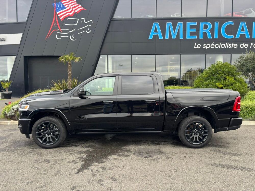 RAM 1500 CREW LIMITED NIGHT EDITION BOX HAYON MULTI 2025 occasion 91830 Le Coudray-Montceaux